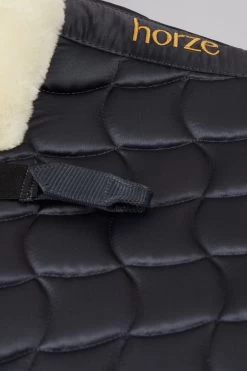 Horze Houston Dressurschabracke Mit Kunstfell -Pferdebedarf Discounter 17410 CG 2