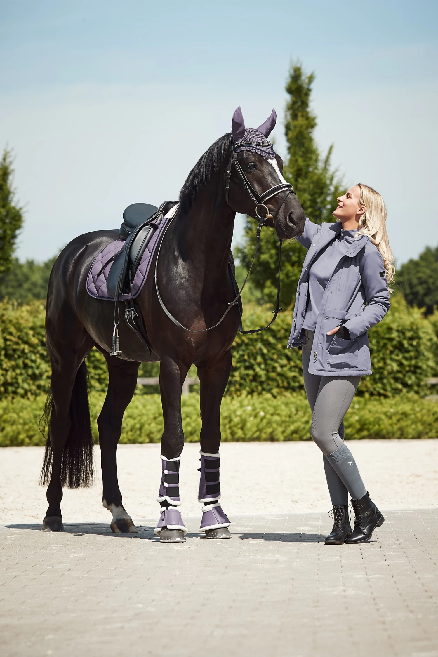 Horze Ghent Dressurschabracke Mit Kunstfell 8 Horze Ghent Dressurschabracke Mit Kunstfell – Bild 8