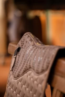 Horze Kenya Dressurschabracke -Pferdebedarf Discounter 17454 753 07