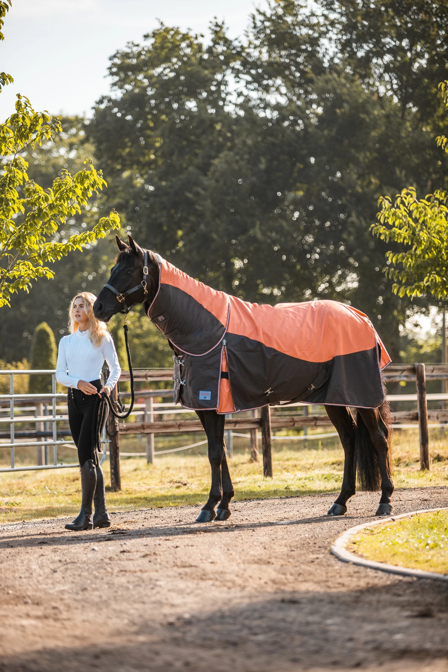 Horze Lucerne Halsteil, 150g 3 Horze Lucerne Halsteil, 150g – Bild 3