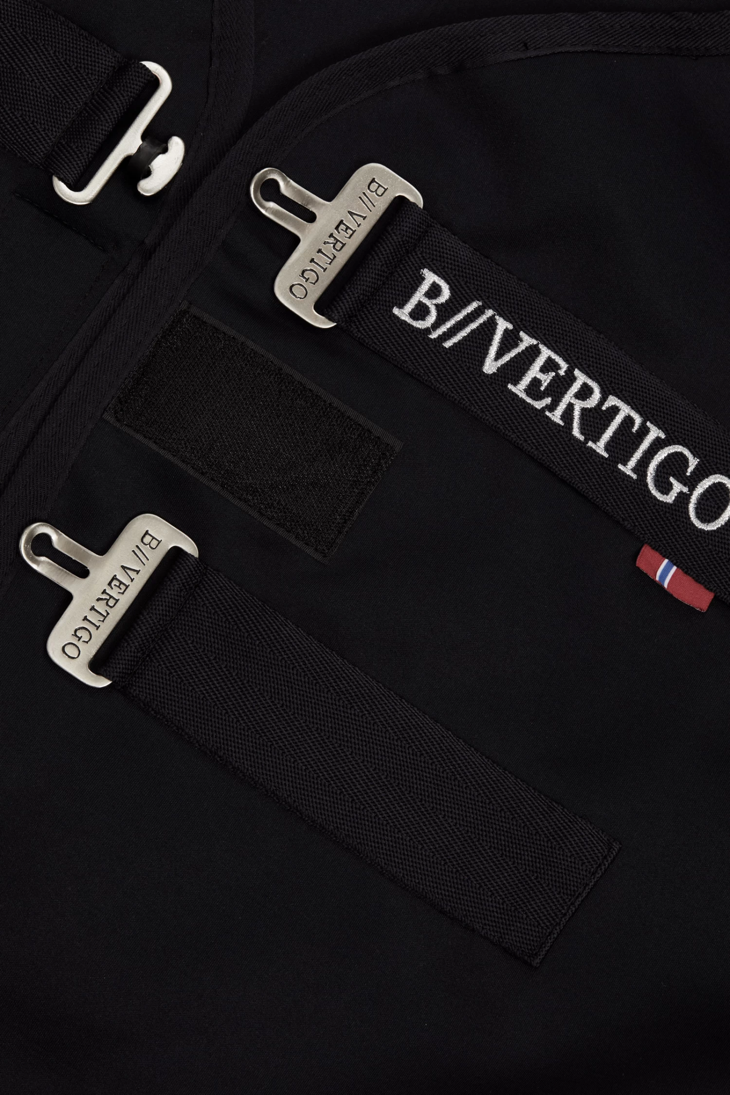 B Vertigo Drew Stall-/Transportdecke 4 B Vertigo Drew Stall-/Transportdecke – Bild 4