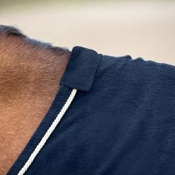 Horze Fleece Turnier Abschwitzdecke 29 Horze Fleece Turnier Abschwitzdecke -Pferdebedarf Discounter 24707 DB 4