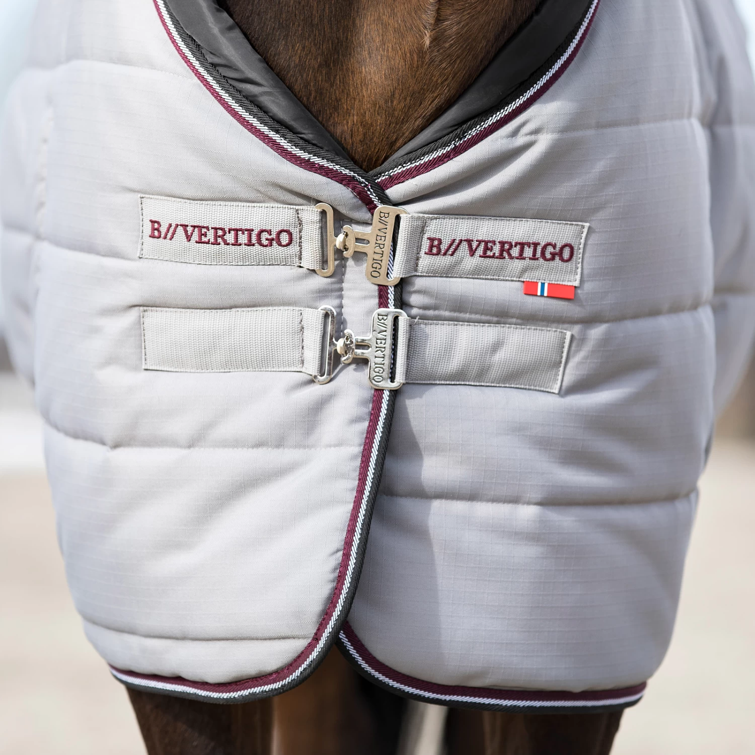 B Vertigo Tim Stalldecke 400g 2 B Vertigo Tim Stalldecke 400g – Bild 2