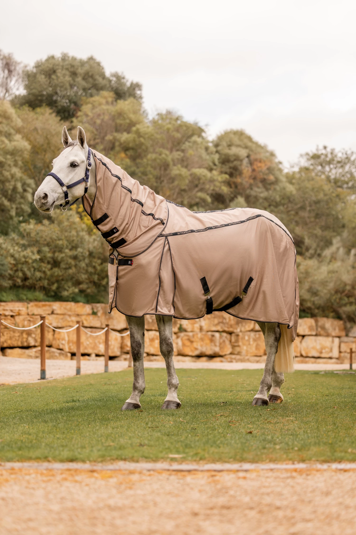 B Vertigo Combo Fly Rug With Detachable Neck And UV Protection 8 B Vertigo Combo Fly Rug With Detachable Neck And UV Protection – Bild 8