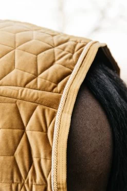 Kentucky Horsewear Velvet Pony Turnierdecke, 160g 28 Kentucky Horsewear Velvet Pony Turnierdecke, 160g -Pferdebedarf Discounter 336616 MGO 5