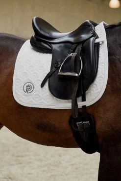 Eskadron Platinum Pure FS23 Highgloss Peacock Dressurschabracke -Pferdebedarf Discounter 345505 WH 01